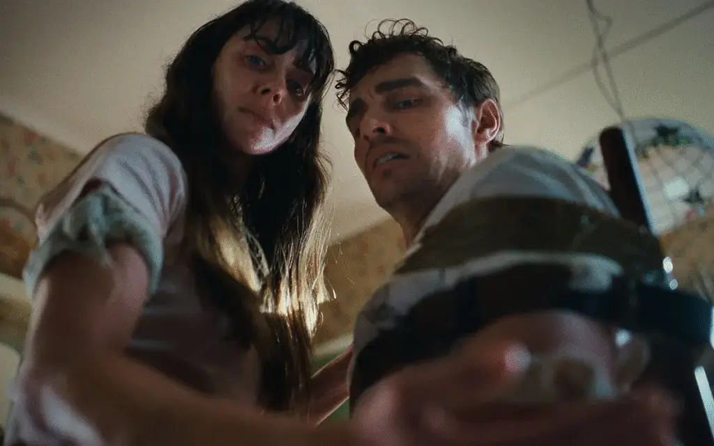 تحليل وشرح فيلم الرعب النفسي Together